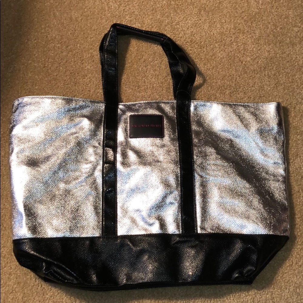 VS Tote Bundle